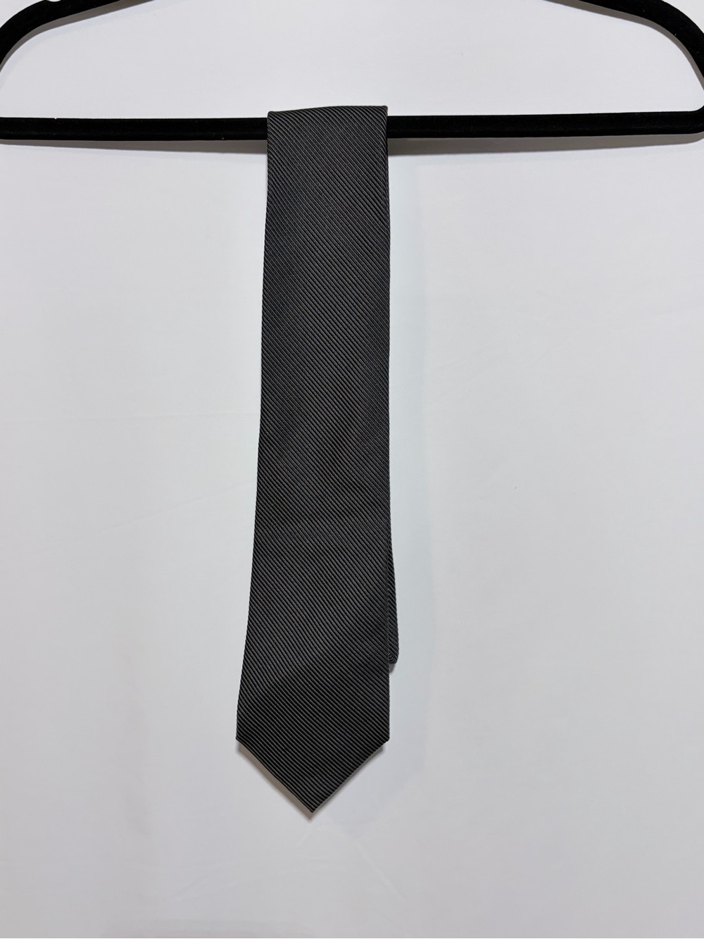 Men’s Michael Kors Charcoal Diagonal Stripped Tie